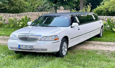 Lincoln Stretchlimousine in Weiß